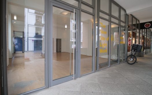 Eck-Laden für Gastronomie in attraktivem Büro-Kiez