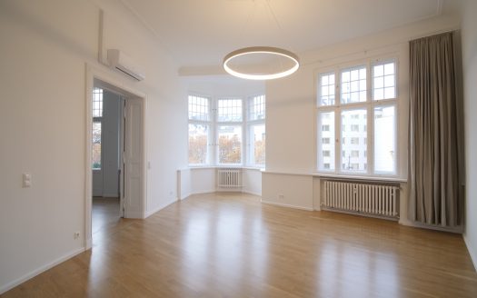 Absolute Spitzenlage: Repräsentative Büroetage Kurfürstendamm