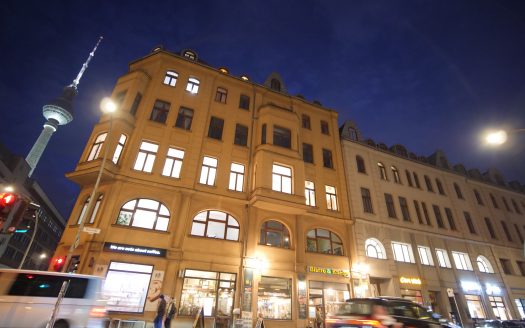 Moderne Altbau-Büros City Hotspot